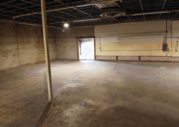 Light Industrial / Large Storage Units Located @ Panama Plaza : 1616 Lisenby Ave, Panama City, FL 32405